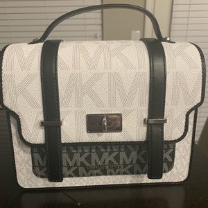MICHAEL KORS TATIANA MD TH SATCHEL BRIGHT WHITE